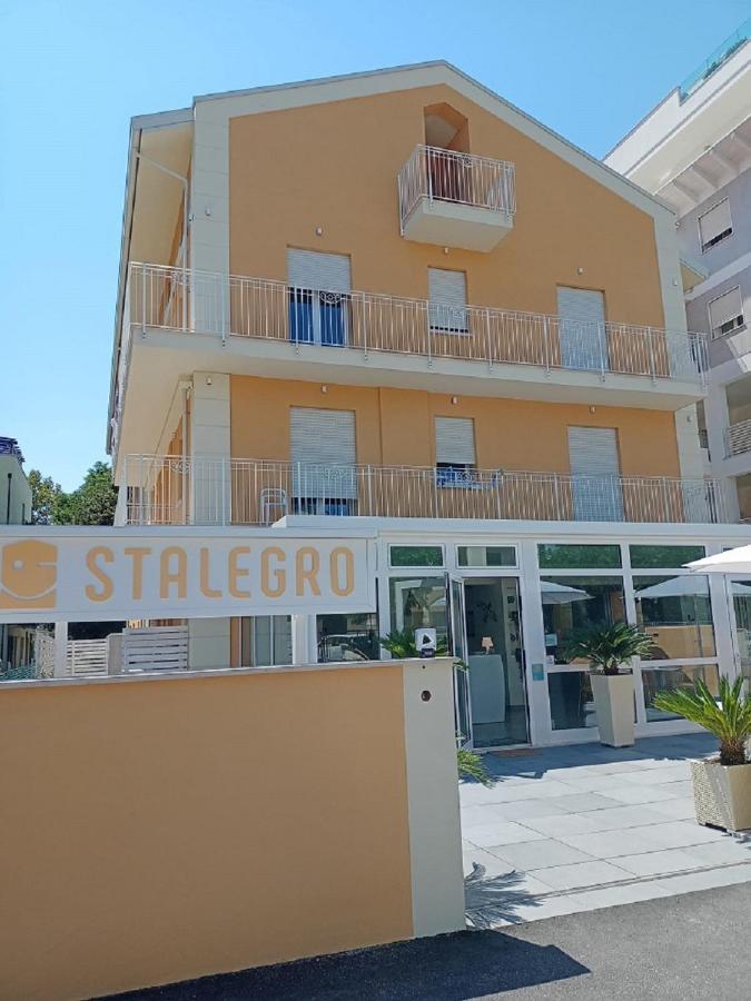 Aparthotel Stalegro Cesenatico Exterior foto