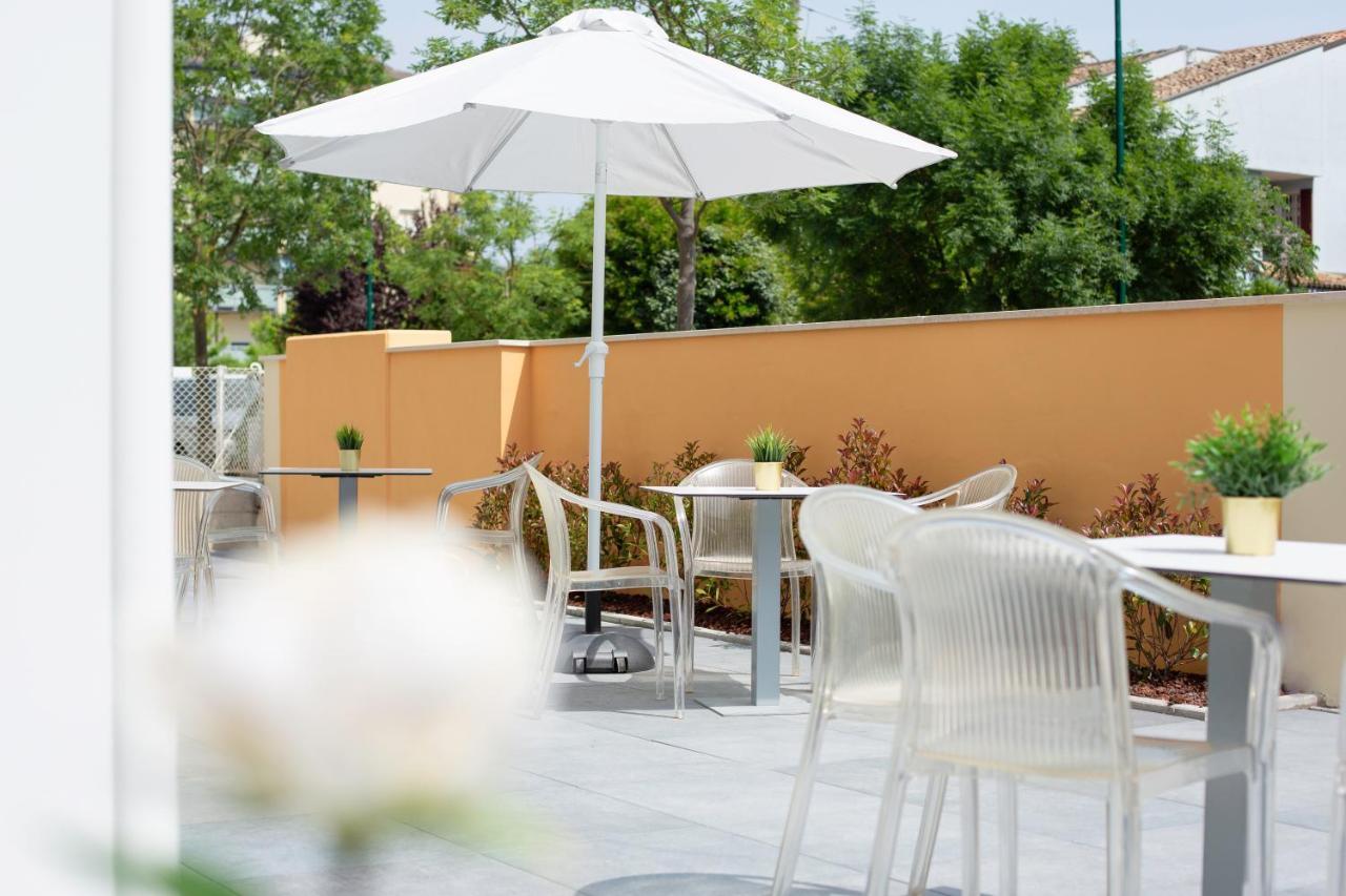 Aparthotel Stalegro Cesenatico Exterior foto